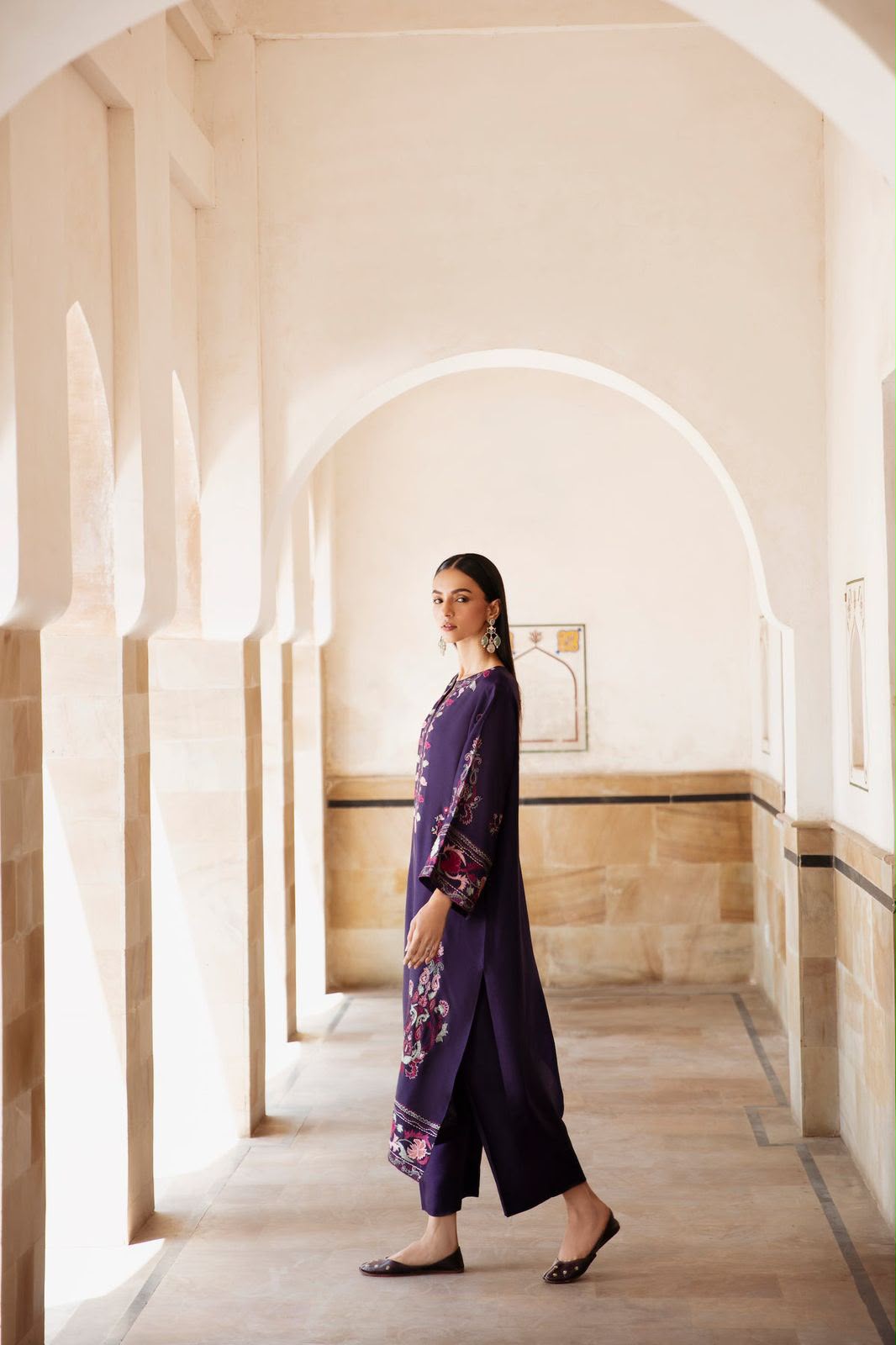 Iznik Dhanak Embroidered 2-Piece Winter Wedding Suit – Unstitched