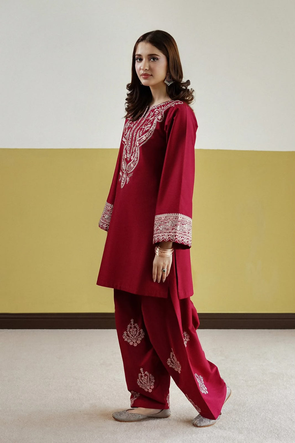 LAAM 2-Piece Dhanak Embroidered Winter Wedding Suit – Code 1005-1