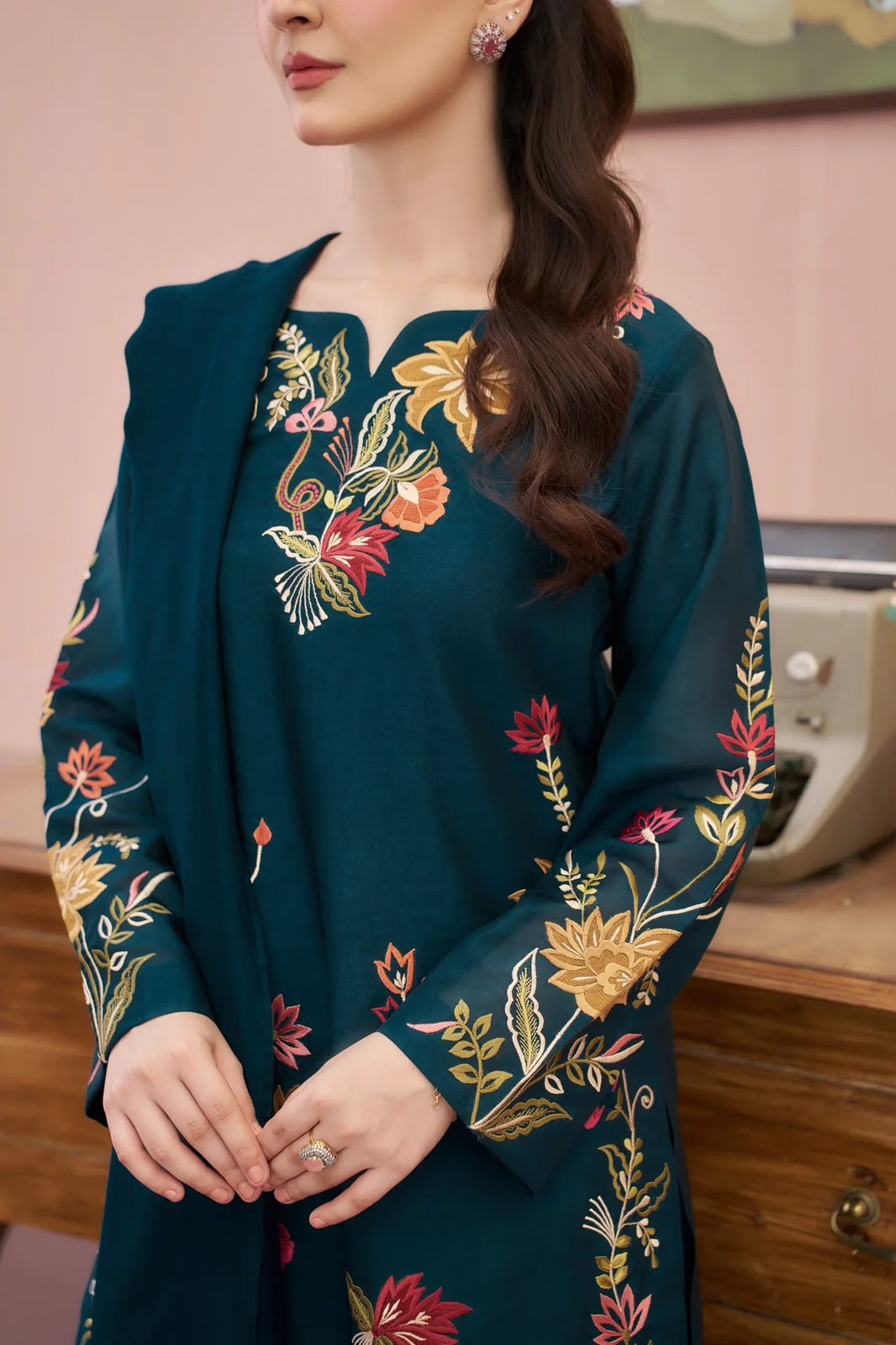 Mohagani 3PC Dhanak Winter Suit – 7459