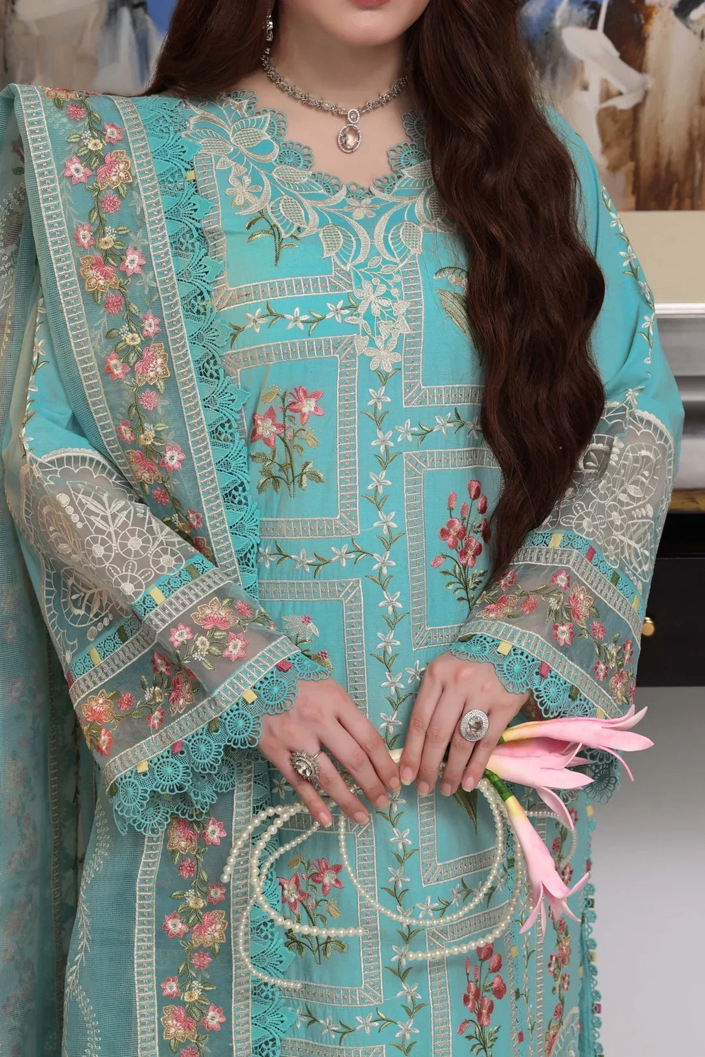 Aneela’s Luxury Dhanak Emb 3PC - MC201